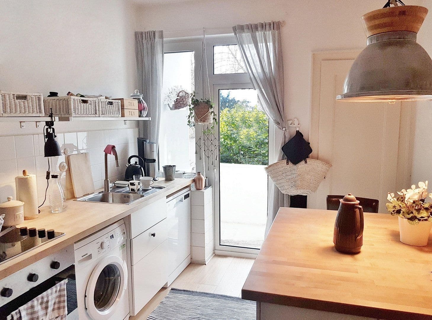 Prenájom bytu 5-izbový 147 m², Hildesheim, Dolné Sasko Prenájom bytu 5-izbový 147 m², Hildesheim, Dolné Sasko