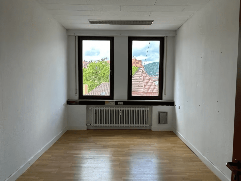 Prenájom kancelárie 180 m², Filderstraße 45, Stuttgart, Bádensko-Wurttembersko Prenájom kancelárie 180 m², Filderstraße 45, Stuttgart, Bádensko-Wurttembersko