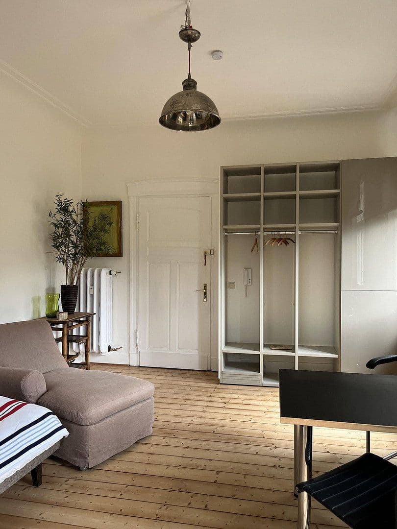Prenájom bytu 1-izbový 27 m², Ludenbergerstraße 11, düsseldorf, Severné Porýnie - Westfálsko Prenájom bytu 1-izbový 27 m², Ludenbergerstraße 11, düsseldorf, Severné Porýnie - Westfálsko
