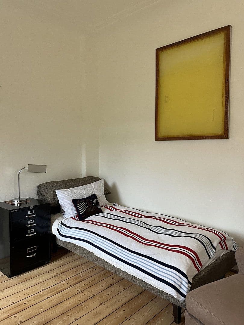 Prenájom bytu 1-izbový 27 m², Ludenbergerstraße 11, düsseldorf, Severné Porýnie - Westfálsko Prenájom bytu 1-izbový 27 m², Ludenbergerstraße 11, düsseldorf, Severné Porýnie - Westfálsko