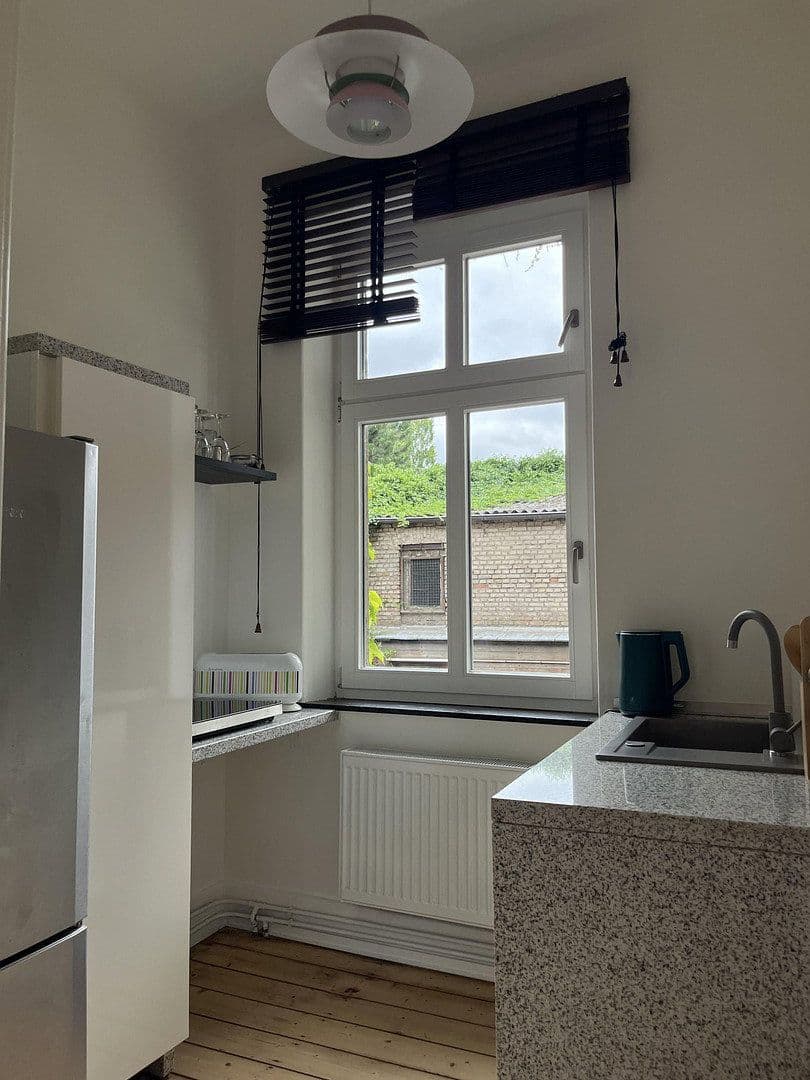 Prenájom bytu 1-izbový 27 m², Ludenbergerstraße 11, düsseldorf, Severné Porýnie - Westfálsko Prenájom bytu 1-izbový 27 m², Ludenbergerstraße 11, düsseldorf, Severné Porýnie - Westfálsko