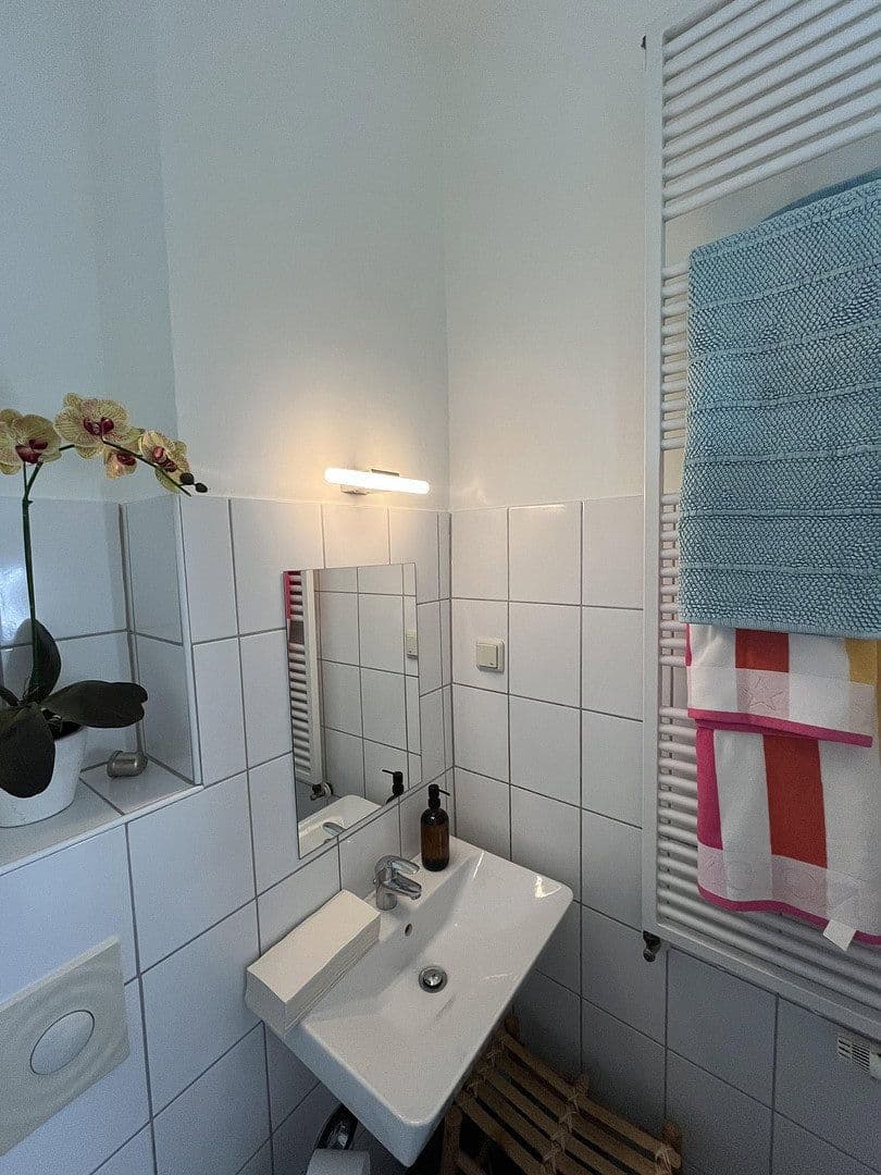 Prenájom bytu 1-izbový 27 m², Ludenbergerstraße 11, düsseldorf, Severné Porýnie - Westfálsko Prenájom bytu 1-izbový 27 m², Ludenbergerstraße 11, düsseldorf, Severné Porýnie - Westfálsko