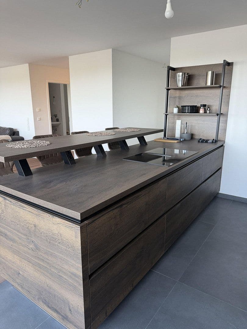 Prenájom bytu 3-izbový 118 m², Viktoriastr 43, Bochum, Severné Porýnie - Westfálsko Prenájom bytu 3-izbový 118 m², Viktoriastr 43, Bochum, Severné Porýnie - Westfálsko