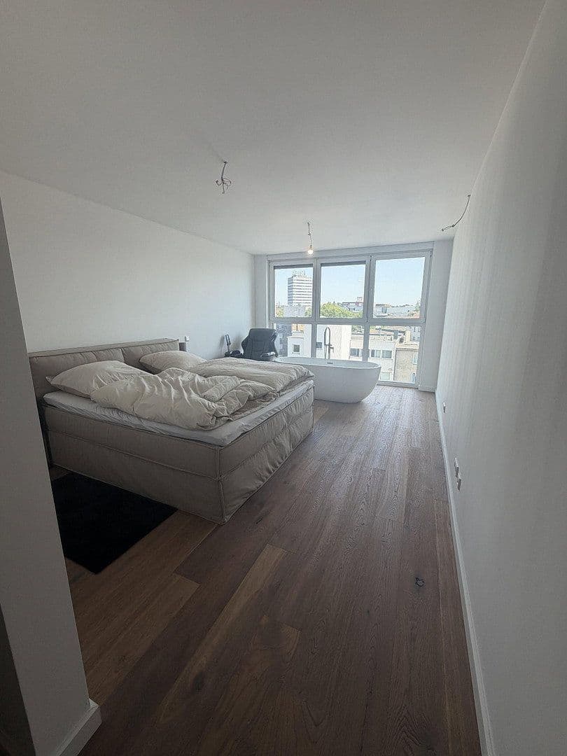 Prenájom bytu 3-izbový 118 m², Viktoriastr 43, Bochum, Severné Porýnie - Westfálsko Prenájom bytu 3-izbový 118 m², Viktoriastr 43, Bochum, Severné Porýnie - Westfálsko