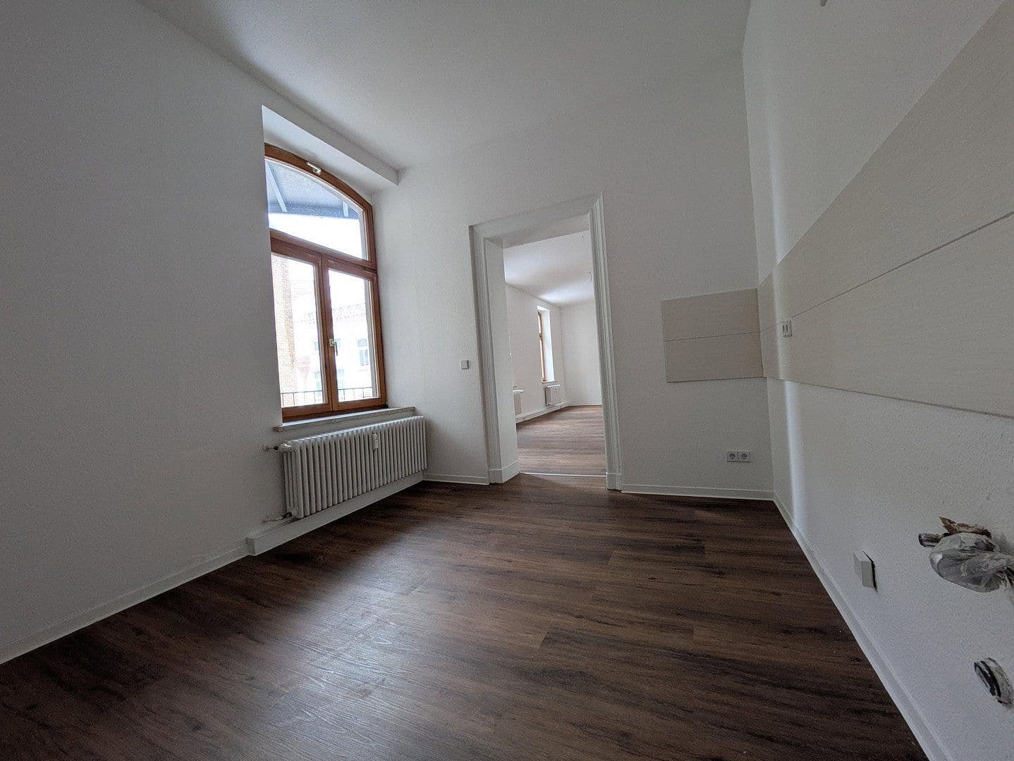 Prenájom bytu 3-izbový 88 m², Paracelsusstr. 5a, Halle, Sasko-Anhaltsko Prenájom bytu 3-izbový 88 m², Paracelsusstr. 5a, Halle, Sasko-Anhaltsko