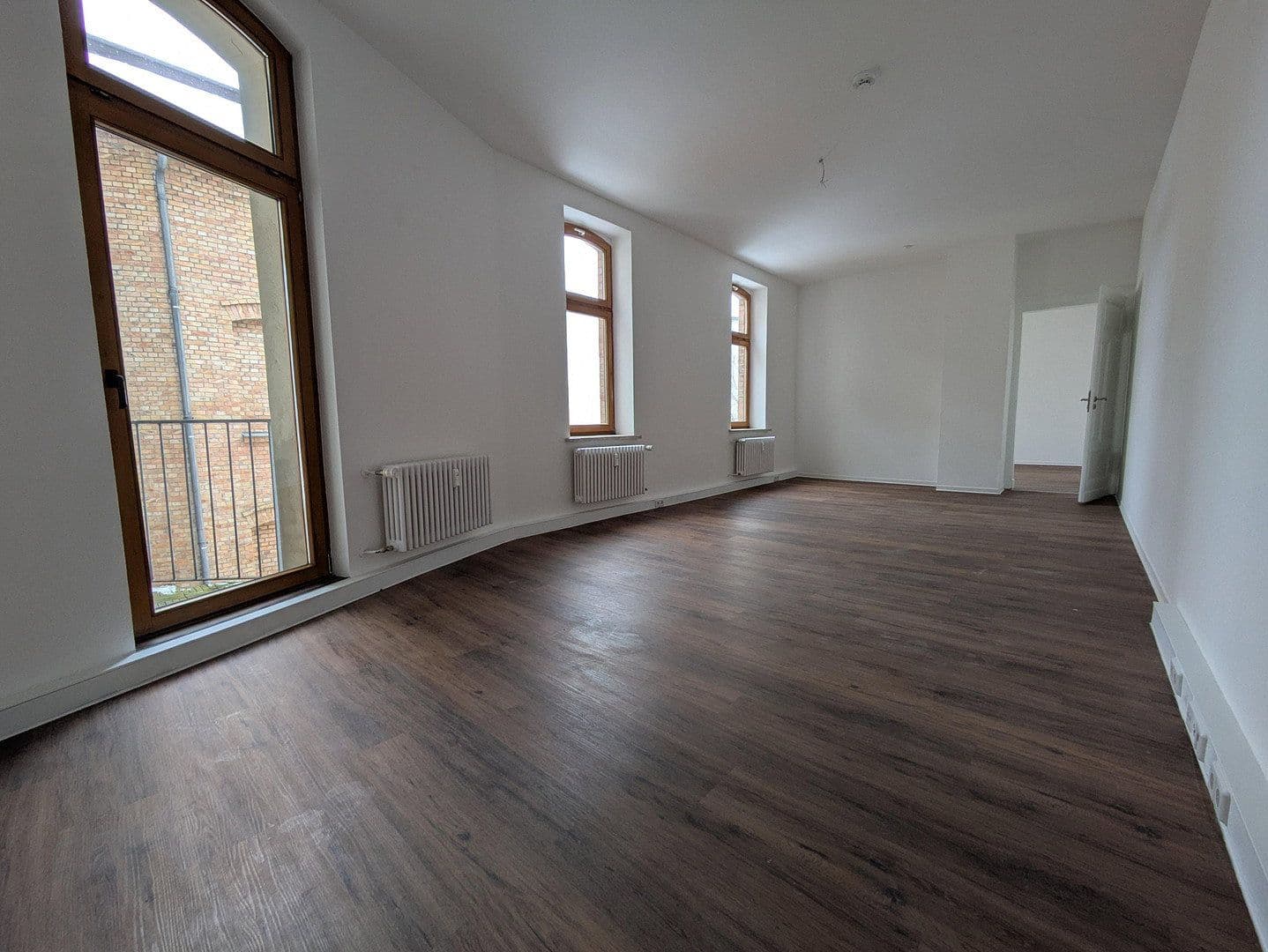 Prenájom bytu 3-izbový 88 m², Paracelsusstr. 5a, Halle, Sasko-Anhaltsko Prenájom bytu 3-izbový 88 m², Paracelsusstr. 5a, Halle, Sasko-Anhaltsko