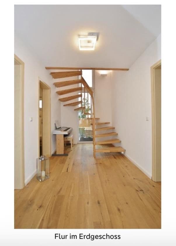Prenájom domu 136 m², pozemek 285 m², Wolfsburg, Dolné Sasko Prenájom domu 136 m², pozemek 285 m², Wolfsburg, Dolné Sasko