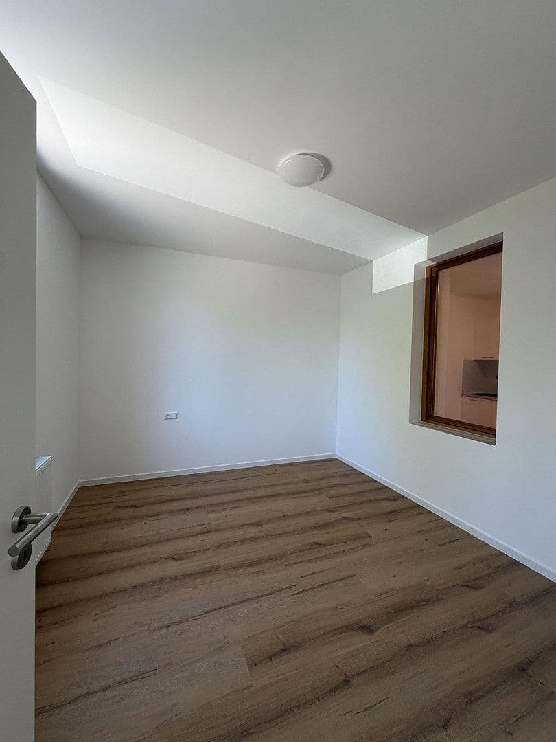 Prenájom bytu 2-izbový 45 m², Wormser Str.5, Grünstadt, Porýnie-Falcko Prenájom bytu 2-izbový 45 m², Wormser Str.5, Grünstadt, Porýnie-Falcko