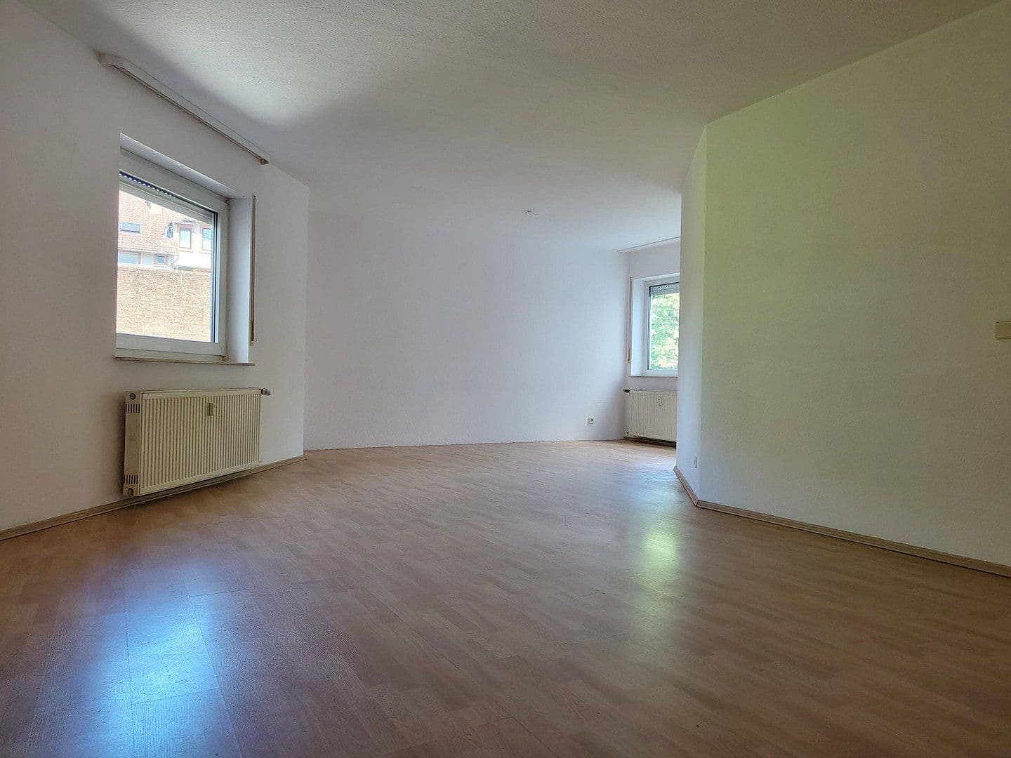 Prenájom bytu 3-izbový 82 m², Offenbach am Main, Hesensko Prenájom bytu 3-izbový 82 m², Offenbach am Main, Hesensko