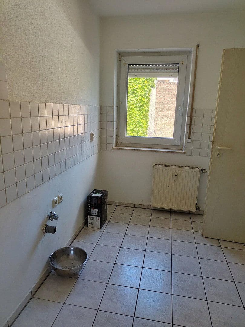 Prenájom bytu 3-izbový 82 m², Offenbach am Main, Hesensko Prenájom bytu 3-izbový 82 m², Offenbach am Main, Hesensko