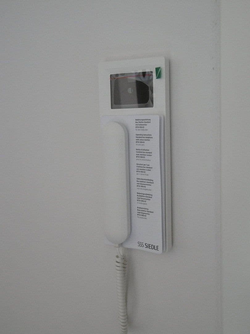 Prenájom bytu 2-izbový 95 m², Innere Plauensche Str.21, Zwickau, Sasko Prenájom bytu 2-izbový 95 m², Innere Plauensche Str.21, Zwickau, Sasko