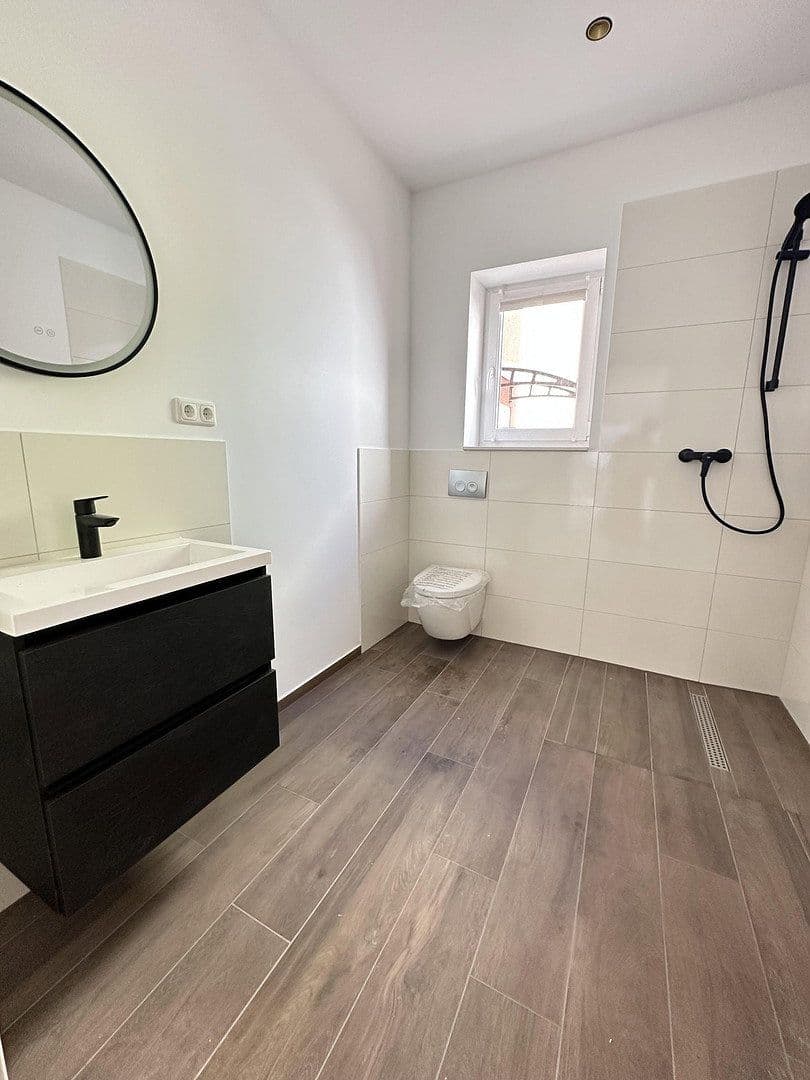 Predaj bytu 2-izbový 62 m², Bahnhofstr. 53, Bünde, Severné Porýnie - Westfálsko Predaj bytu 2-izbový 62 m², Bahnhofstr. 53, Bünde, Severné Porýnie - Westfálsko