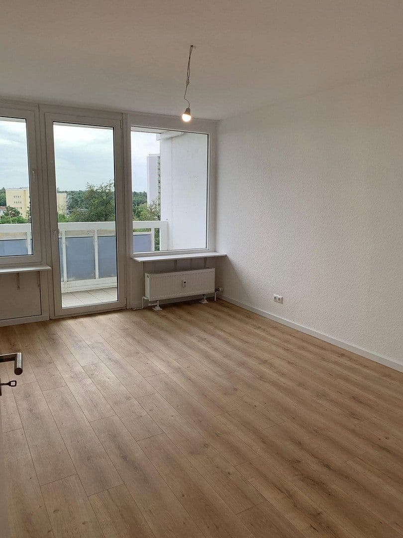 Prenájom bytu 3-izbový 89 m², Feldbergstr. 16, Heusenstamm, Hesensko Prenájom bytu 3-izbový 89 m², Feldbergstr. 16, Heusenstamm, Hesensko