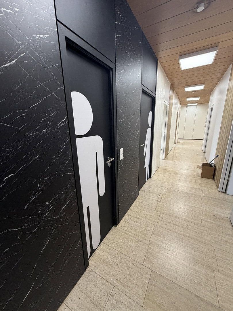 Prenájom nebytového priestoru 400 m², Esslingerstr.18, Altbach, Bádensko-Wurttembersko Prenájom nebytového priestoru 400 m², Esslingerstr.18, Altbach, Bádensko-Wurttembersko