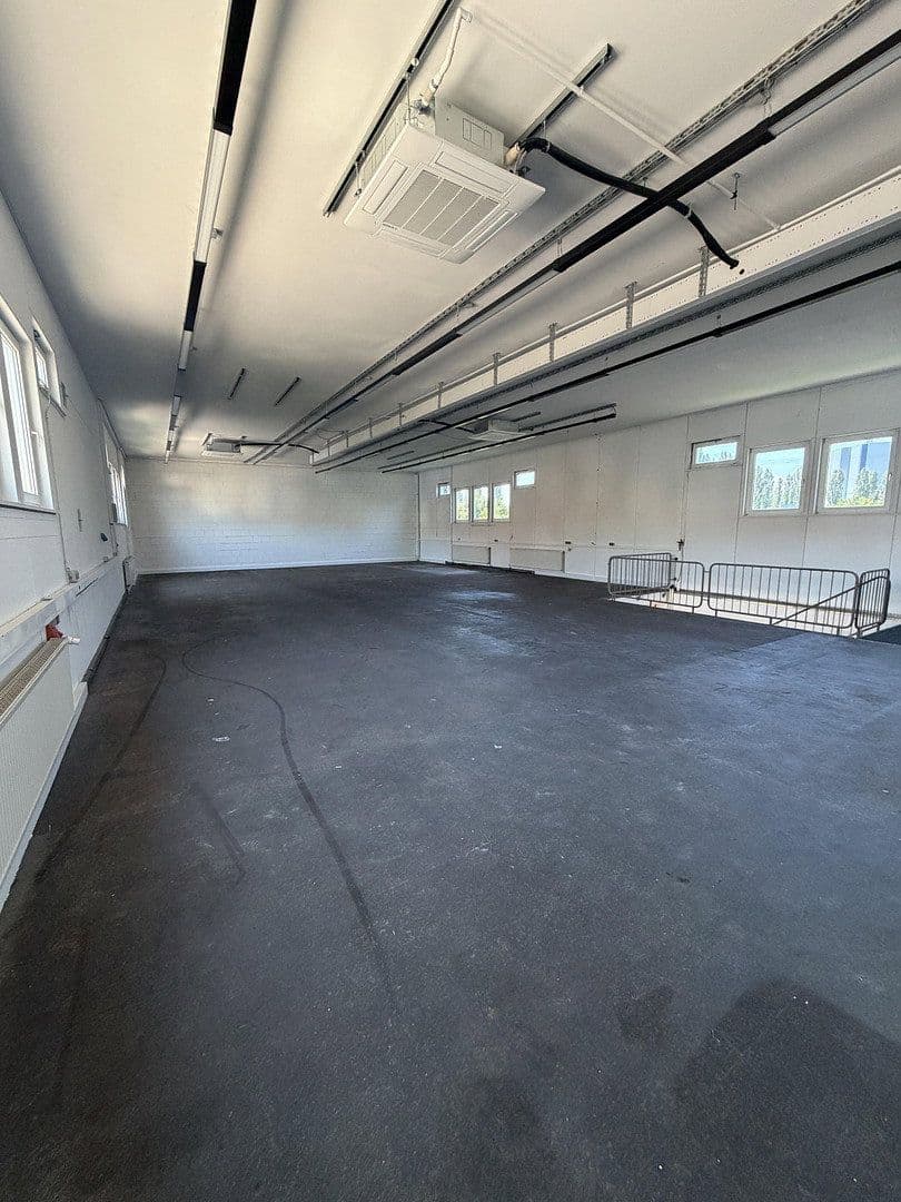 Prenájom nebytového priestoru 400 m², Esslingerstr.18, Altbach, Bádensko-Wurttembersko Prenájom nebytového priestoru 400 m², Esslingerstr.18, Altbach, Bádensko-Wurttembersko