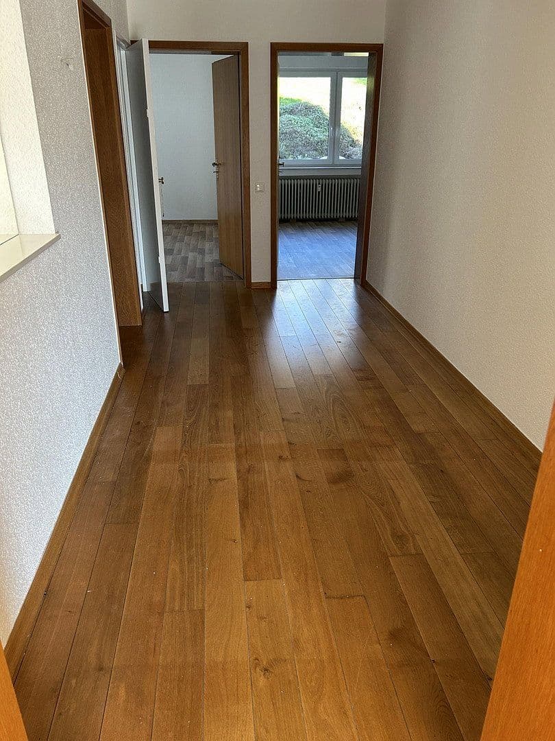 Prenájom bytu 3-izbový 82 m², Agnesstraße 25, Solingen, Severné Porýnie - Westfálsko Prenájom bytu 3-izbový 82 m², Agnesstraße 25, Solingen, Severné Porýnie - Westfálsko