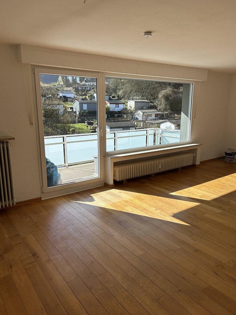 Prenájom bytu 3-izbový 82 m², Agnesstraße 25, Solingen, Severné Porýnie - Westfálsko Prenájom bytu 3-izbový 82 m², Agnesstraße 25, Solingen, Severné Porýnie - Westfálsko