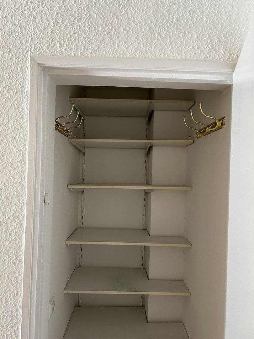 Prenájom bytu 3-izbový 82 m², Agnesstraße 25, Solingen, Severné Porýnie - Westfálsko Prenájom bytu 3-izbový 82 m², Agnesstraße 25, Solingen, Severné Porýnie - Westfálsko