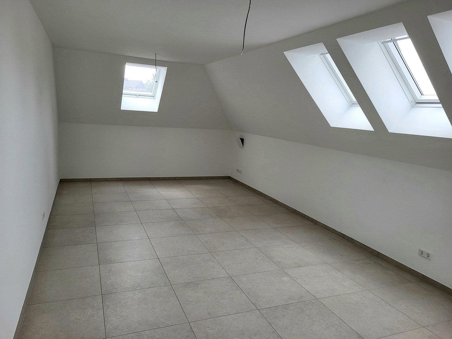 Prenájom bytu 3-izbový 90 m², Hermannstr. 12, Rheine, Severné Porýnie - Westfálsko Prenájom bytu 3-izbový 90 m², Hermannstr. 12, Rheine, Severné Porýnie - Westfálsko
