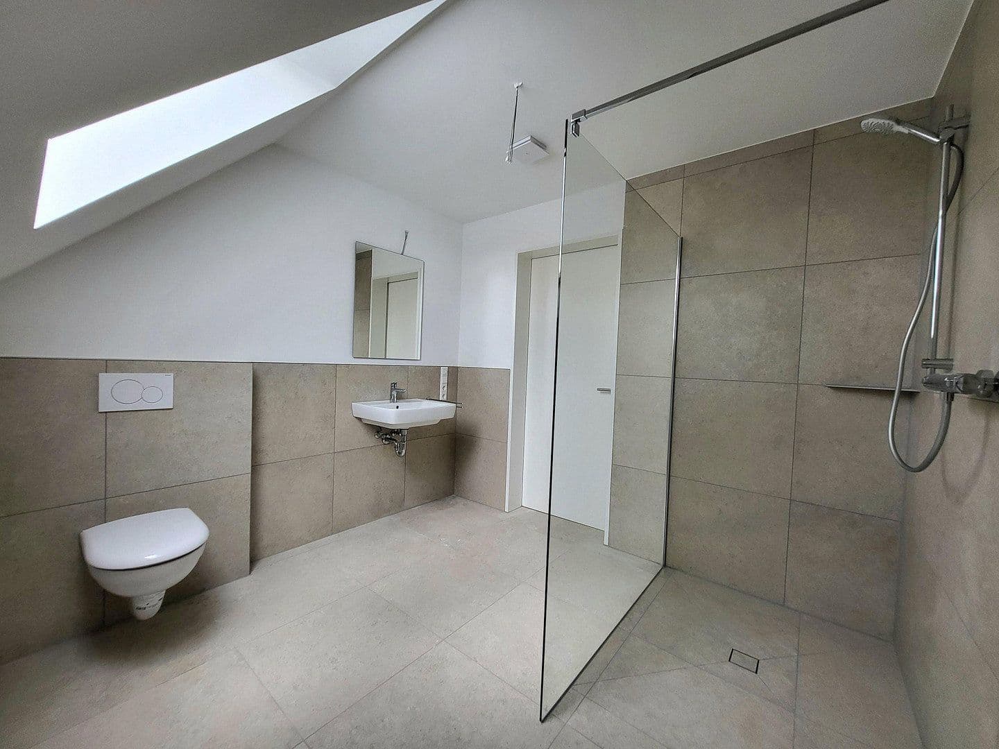 Prenájom bytu 3-izbový 90 m², Hermannstr. 12, Rheine, Severné Porýnie - Westfálsko Prenájom bytu 3-izbový 90 m², Hermannstr. 12, Rheine, Severné Porýnie - Westfálsko