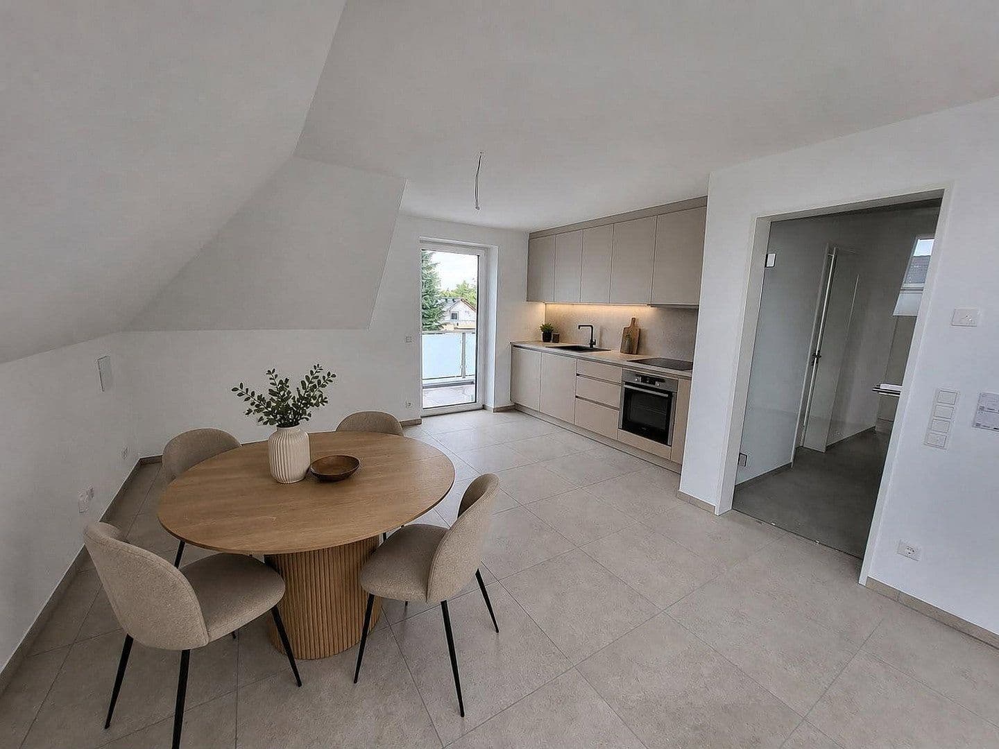 Prenájom bytu 3-izbový 90 m², Hermannstr. 12, Rheine, Severné Porýnie - Westfálsko Prenájom bytu 3-izbový 90 m², Hermannstr. 12, Rheine, Severné Porýnie - Westfálsko