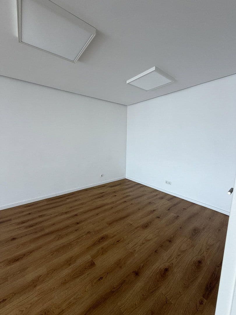 Prenájom kancelárie 98 m², Viktoriastr 45, Bochum, Severné Porýnie - Westfálsko Prenájom kancelárie 98 m², Viktoriastr 45, Bochum, Severné Porýnie - Westfálsko