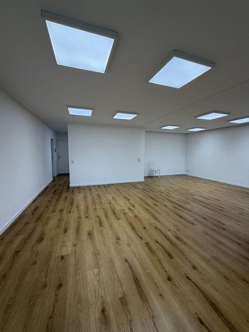 Prenájom kancelárie 98 m², Viktoriastr 45, Bochum, Severné Porýnie - Westfálsko Prenájom kancelárie 98 m², Viktoriastr 45, Bochum, Severné Porýnie - Westfálsko