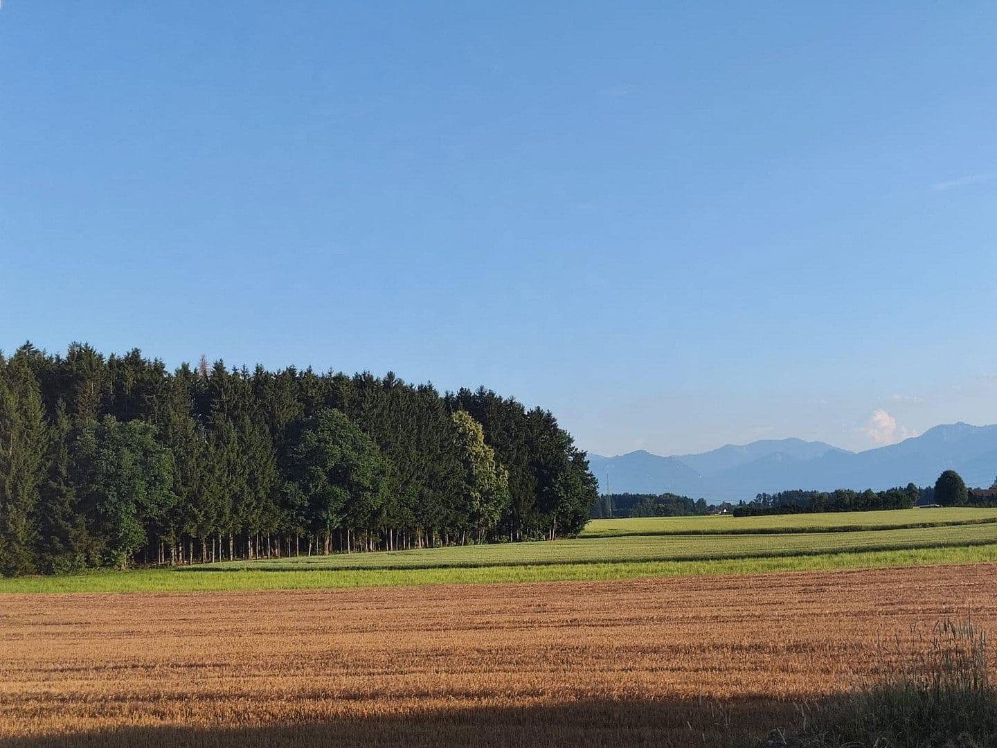 Prenájom bytu 4-izbový 120 m², Prutting, Bavorsko Prenájom bytu 4-izbový 120 m², Prutting, Bavorsko