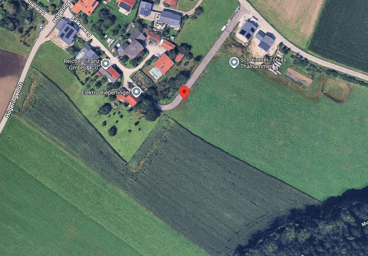 Prenájom bytu 4-izbový 120 m², Prutting, Bavorsko Prenájom bytu 4-izbový 120 m², Prutting, Bavorsko