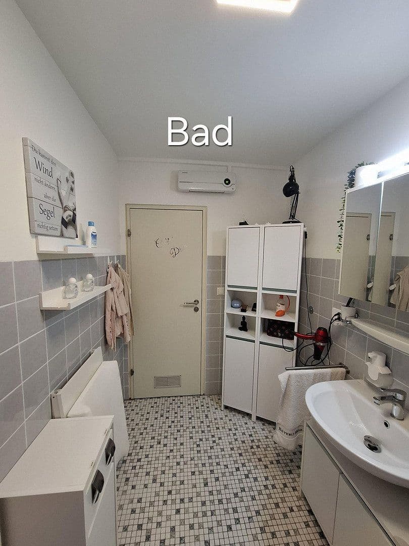 Predaj bytu 3-izbový 84 m², Waldbronn, Bádensko-Wurttembersko Predaj bytu 3-izbový 84 m², Waldbronn, Bádensko-Wurttembersko