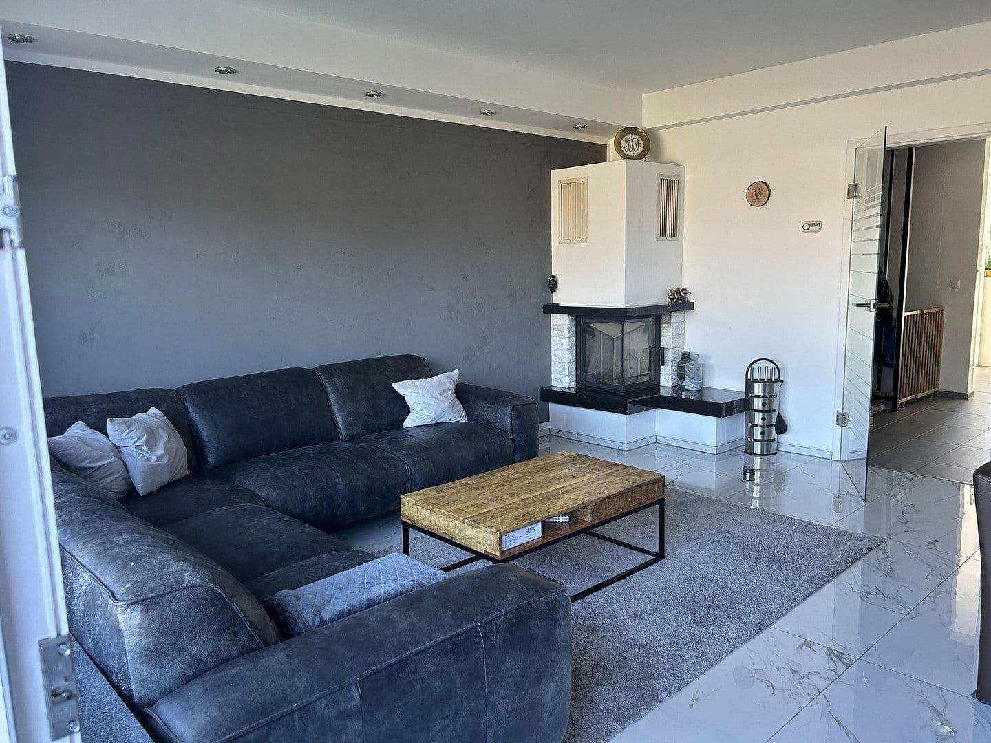 Predaj domu 141 m², pozemek 251 m², Duisburg, Severné Porýnie - Westfálsko Predaj domu 141 m², pozemek 251 m², Duisburg, Severné Porýnie - Westfálsko