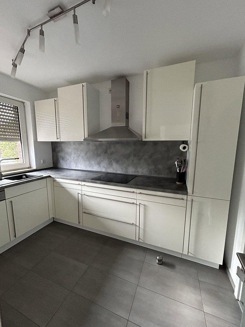 Predaj domu 141 m², pozemek 251 m², Duisburg, Severné Porýnie - Westfálsko Predaj domu 141 m², pozemek 251 m², Duisburg, Severné Porýnie - Westfálsko