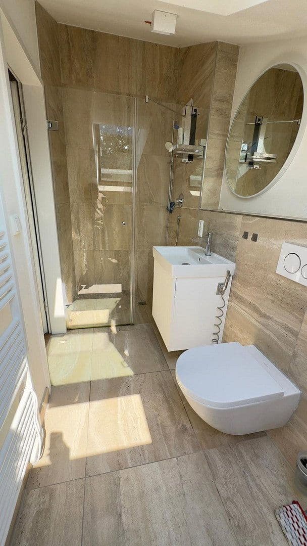 Prenájom bytu 2-izbový 40 m², Stümpflingstraße 5, München, Bavorsko Prenájom bytu 2-izbový 40 m², Stümpflingstraße 5, München, Bavorsko