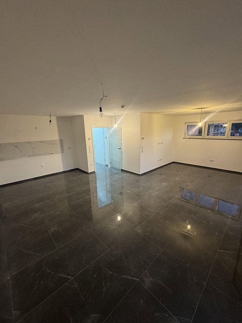 Prenájom bytu 4-izbový 94 m², Sternenstraße 5, Rodenbach, Hesensko Prenájom bytu 4-izbový 94 m², Sternenstraße 5, Rodenbach, Hesensko