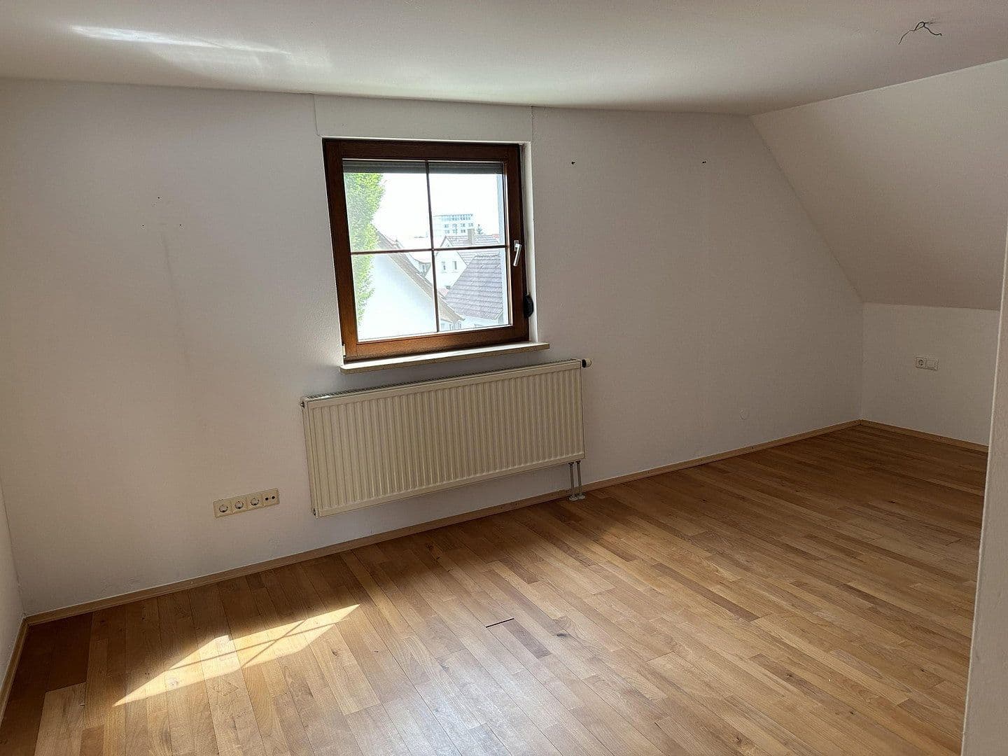 Predaj domu 120 m², pozemek 620 m², Bad Schussenried, Bádensko-Wurttembersko Predaj domu 120 m², pozemek 620 m², Bad Schussenried, Bádensko-Wurttembersko