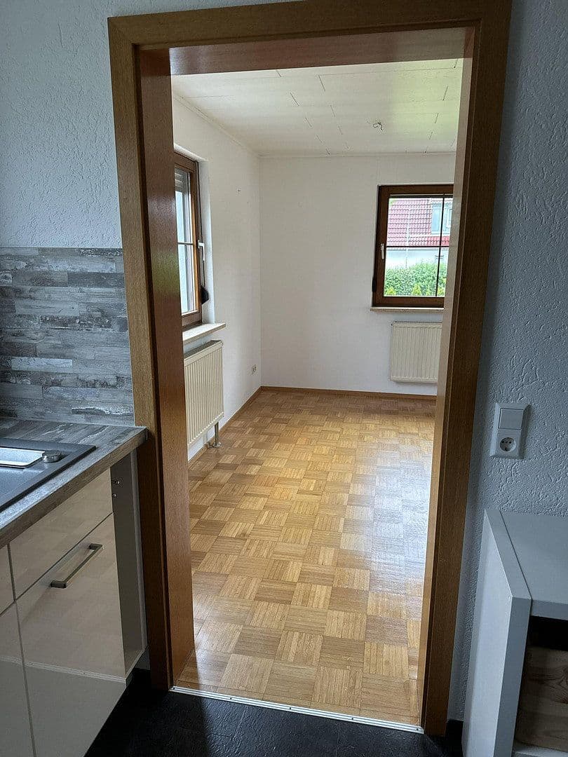 Predaj domu 120 m², pozemek 620 m², Bad Schussenried, Bádensko-Wurttembersko Predaj domu 120 m², pozemek 620 m², Bad Schussenried, Bádensko-Wurttembersko