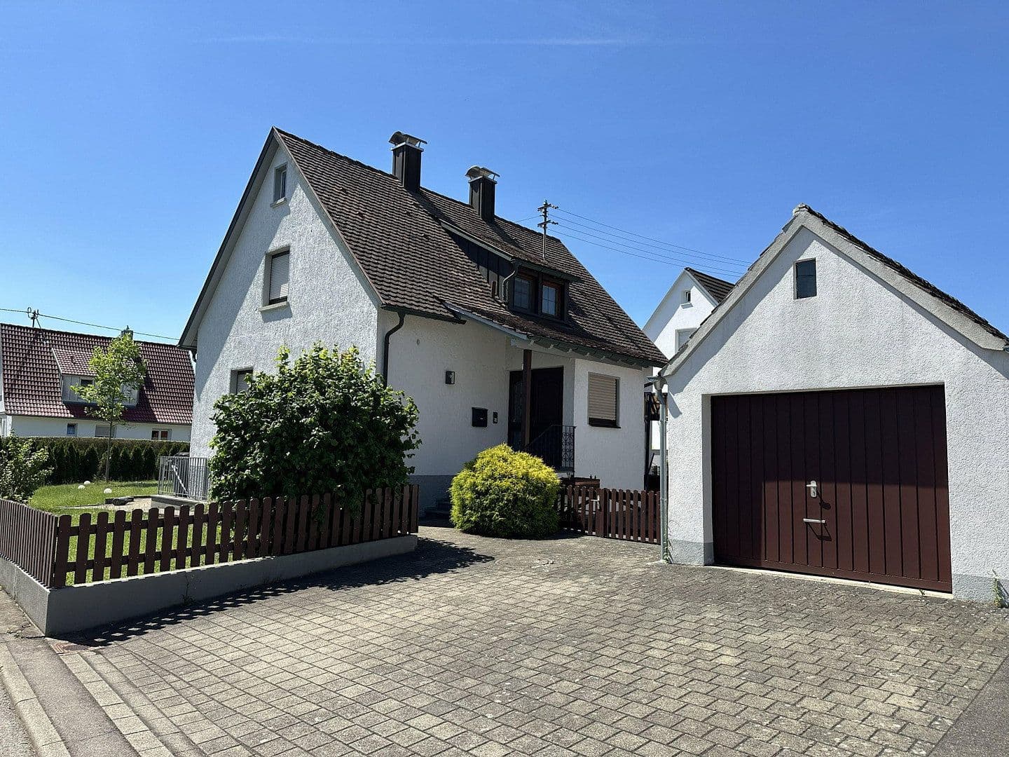 Predaj domu 120 m², pozemek 620 m², Bad Schussenried, Bádensko-Wurttembersko Predaj domu 120 m², pozemek 620 m², Bad Schussenried, Bádensko-Wurttembersko