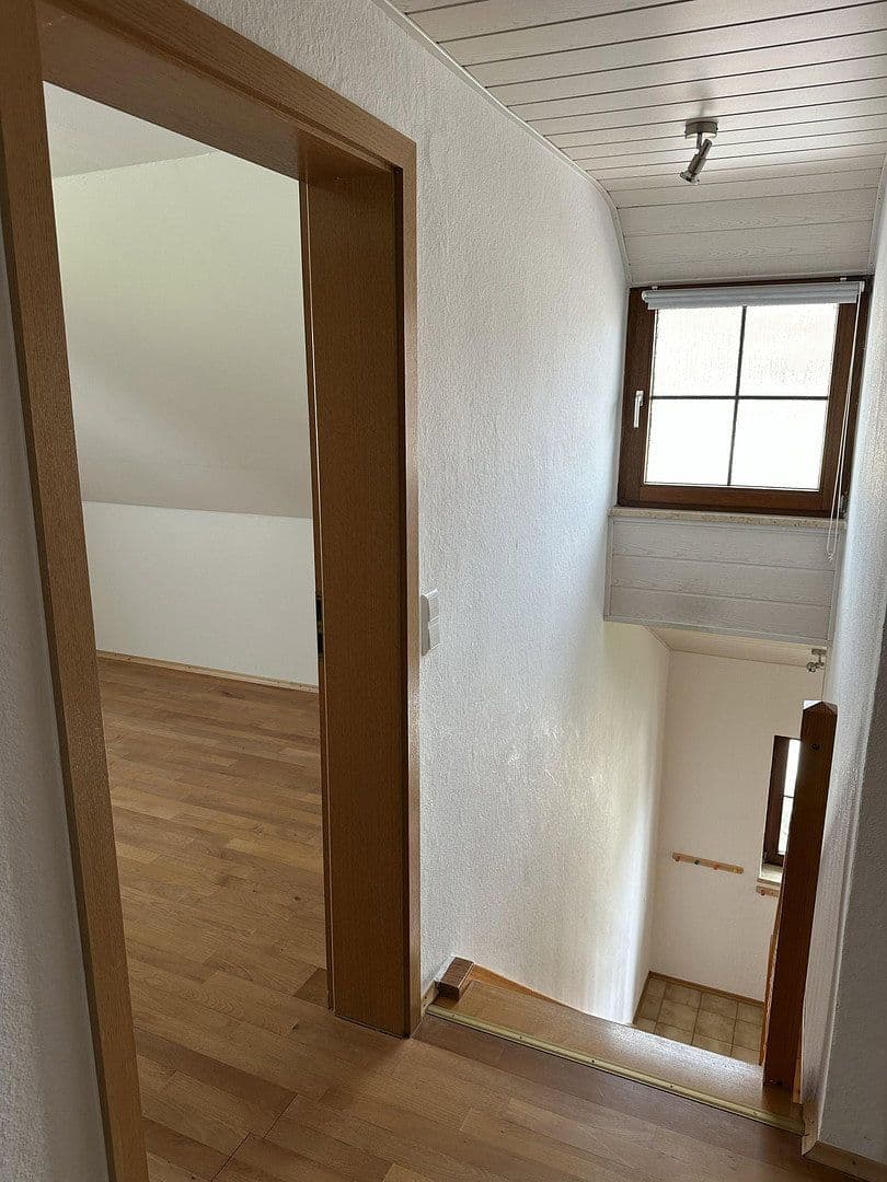 Predaj domu 120 m², pozemek 620 m², Bad Schussenried, Bádensko-Wurttembersko Predaj domu 120 m², pozemek 620 m², Bad Schussenried, Bádensko-Wurttembersko