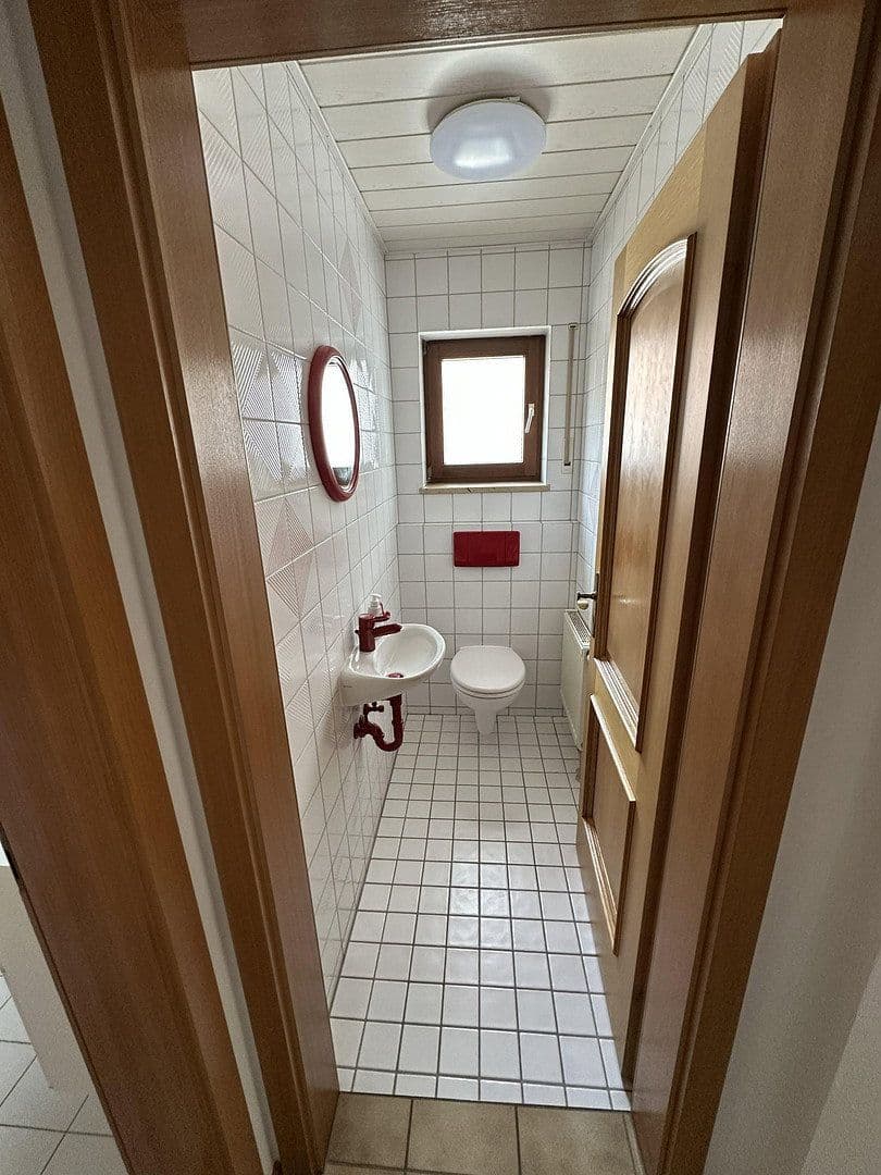Predaj domu 120 m², pozemek 620 m², Bad Schussenried, Bádensko-Wurttembersko Predaj domu 120 m², pozemek 620 m², Bad Schussenried, Bádensko-Wurttembersko