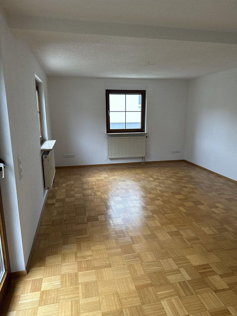 Predaj domu 120 m², pozemek 620 m², Bad Schussenried, Bádensko-Wurttembersko Predaj domu 120 m², pozemek 620 m², Bad Schussenried, Bádensko-Wurttembersko