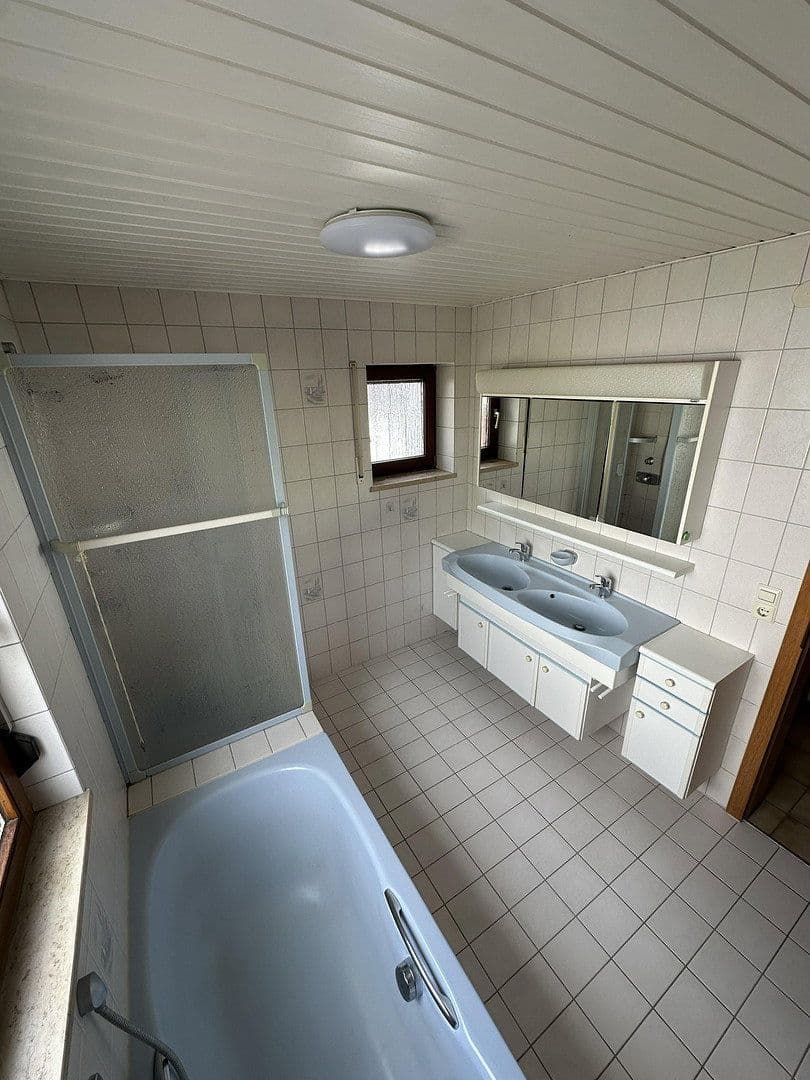 Predaj domu 120 m², pozemek 620 m², Bad Schussenried, Bádensko-Wurttembersko Predaj domu 120 m², pozemek 620 m², Bad Schussenried, Bádensko-Wurttembersko