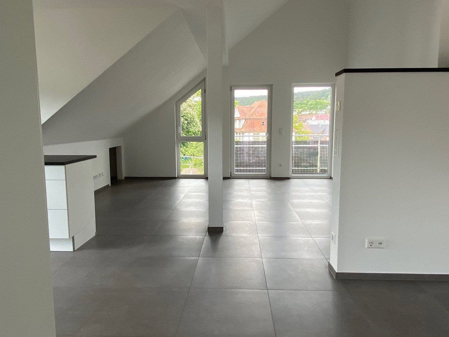 Prenájom bytu 2-izbový 70 m², Tuttlingen, Bádensko-Wurttembersko Prenájom bytu 2-izbový 70 m², Tuttlingen, Bádensko-Wurttembersko