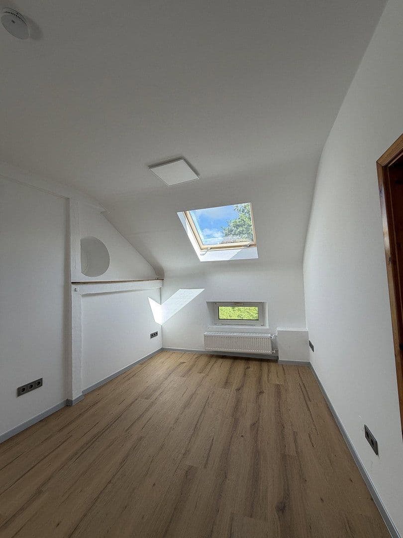 Prenájom bytu 2-izbový 55 m², Wormser Str. 3, Grünstadt, Porýnie-Falcko Prenájom bytu 2-izbový 55 m², Wormser Str. 3, Grünstadt, Porýnie-Falcko