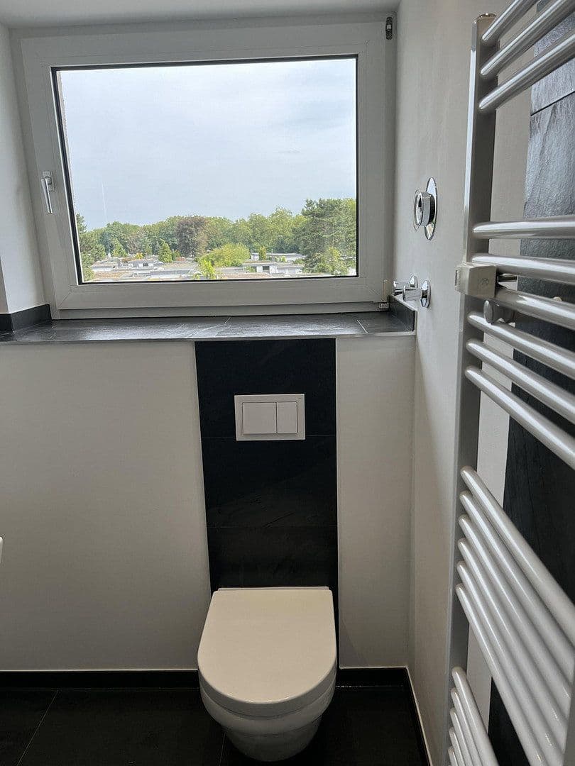 Prenájom bytu 3-izbový 66 m², Düsseldorf, Severné Porýnie - Westfálsko Prenájom bytu 3-izbový 66 m², Düsseldorf, Severné Porýnie - Westfálsko
