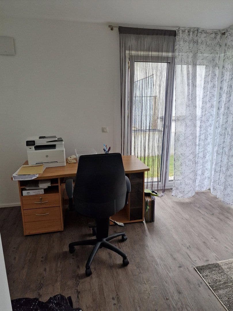 Prenájom bytu 3-izbový 86 m², Von-Gemmingen-Str. 15, Bad Rappenau, Bádensko-Wurttembersko Prenájom bytu 3-izbový 86 m², Von-Gemmingen-Str. 15, Bad Rappenau, Bádensko-Wurttembersko