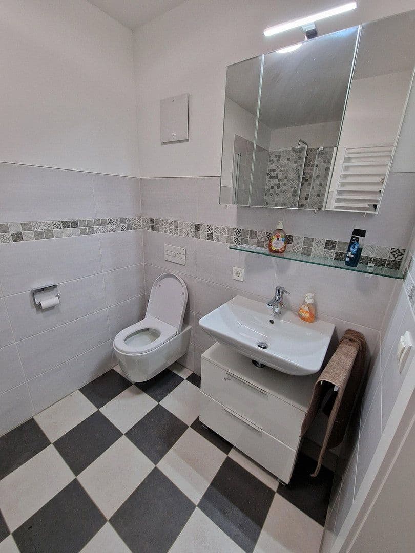 Prenájom bytu 3-izbový 86 m², Von-Gemmingen-Str. 15, Bad Rappenau, Bádensko-Wurttembersko Prenájom bytu 3-izbový 86 m², Von-Gemmingen-Str. 15, Bad Rappenau, Bádensko-Wurttembersko