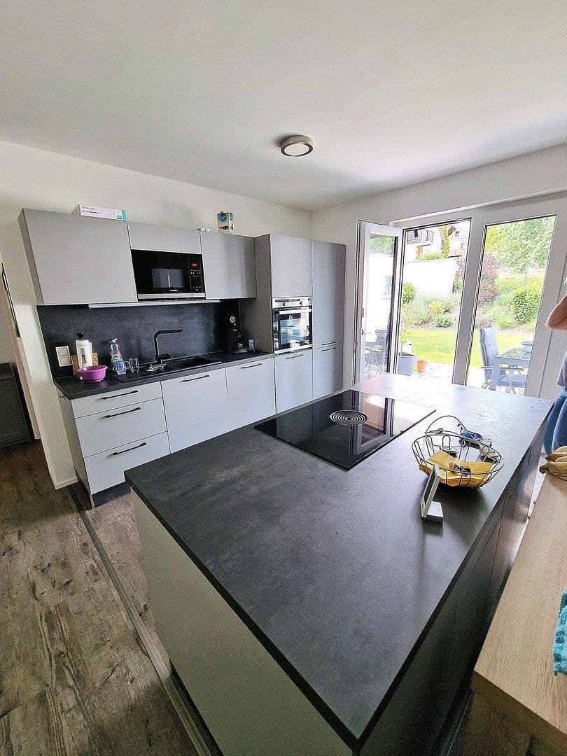 Prenájom bytu 3-izbový 86 m², Von-Gemmingen-Str. 15, Bad Rappenau, Bádensko-Wurttembersko Prenájom bytu 3-izbový 86 m², Von-Gemmingen-Str. 15, Bad Rappenau, Bádensko-Wurttembersko
