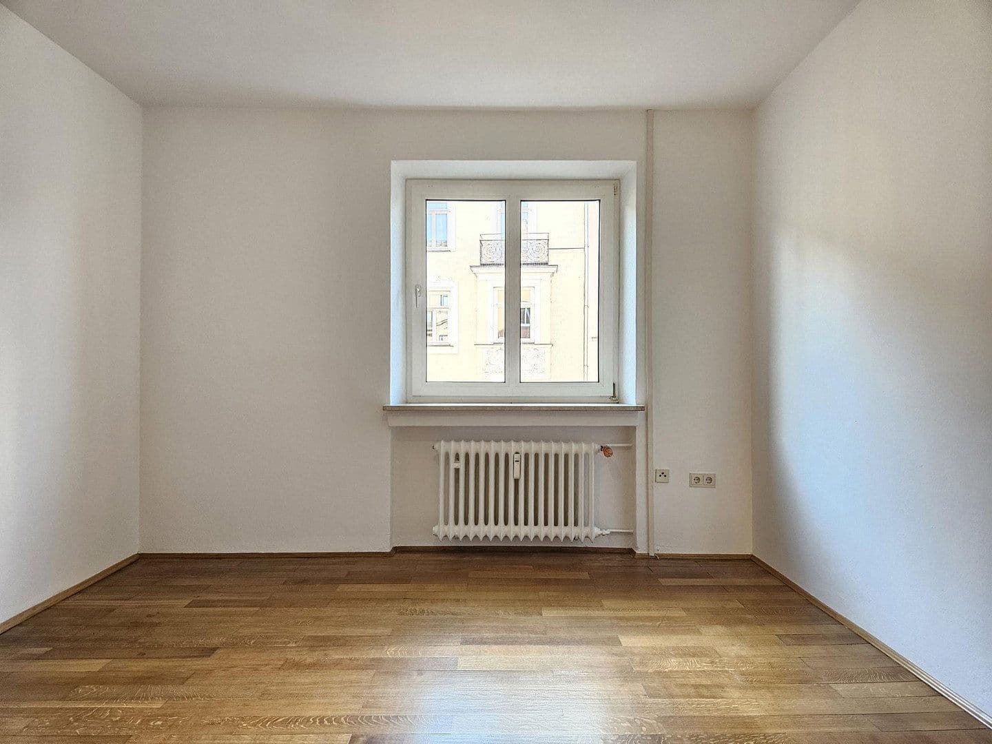 Prenájom bytu 2-izbový 70 m², Franziskaner Straße 3, München, Bavorsko Prenájom bytu 2-izbový 70 m², Franziskaner Straße 3, München, Bavorsko