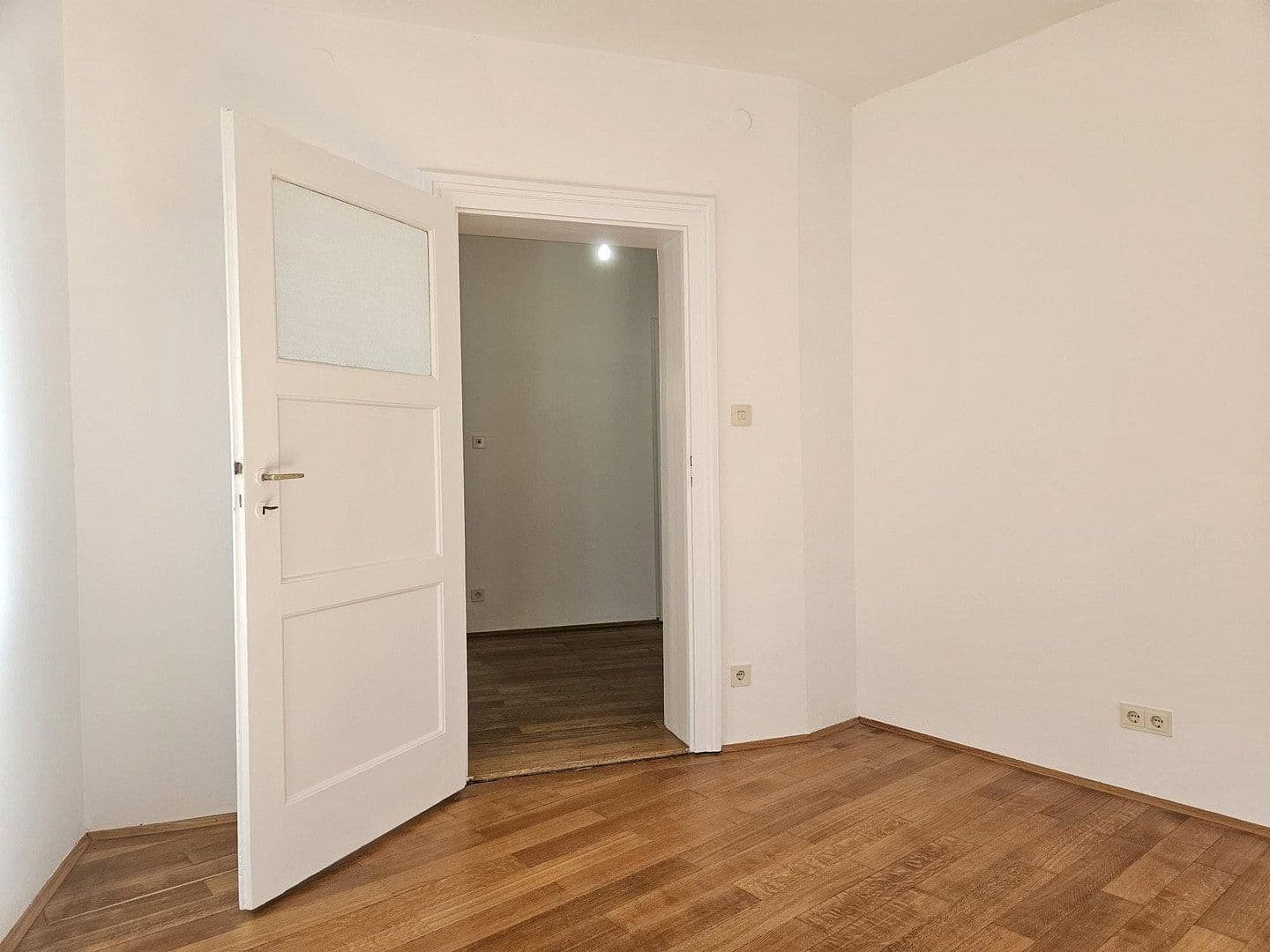 Prenájom bytu 2-izbový 70 m², Franziskaner Straße 3, München, Bavorsko Prenájom bytu 2-izbový 70 m², Franziskaner Straße 3, München, Bavorsko