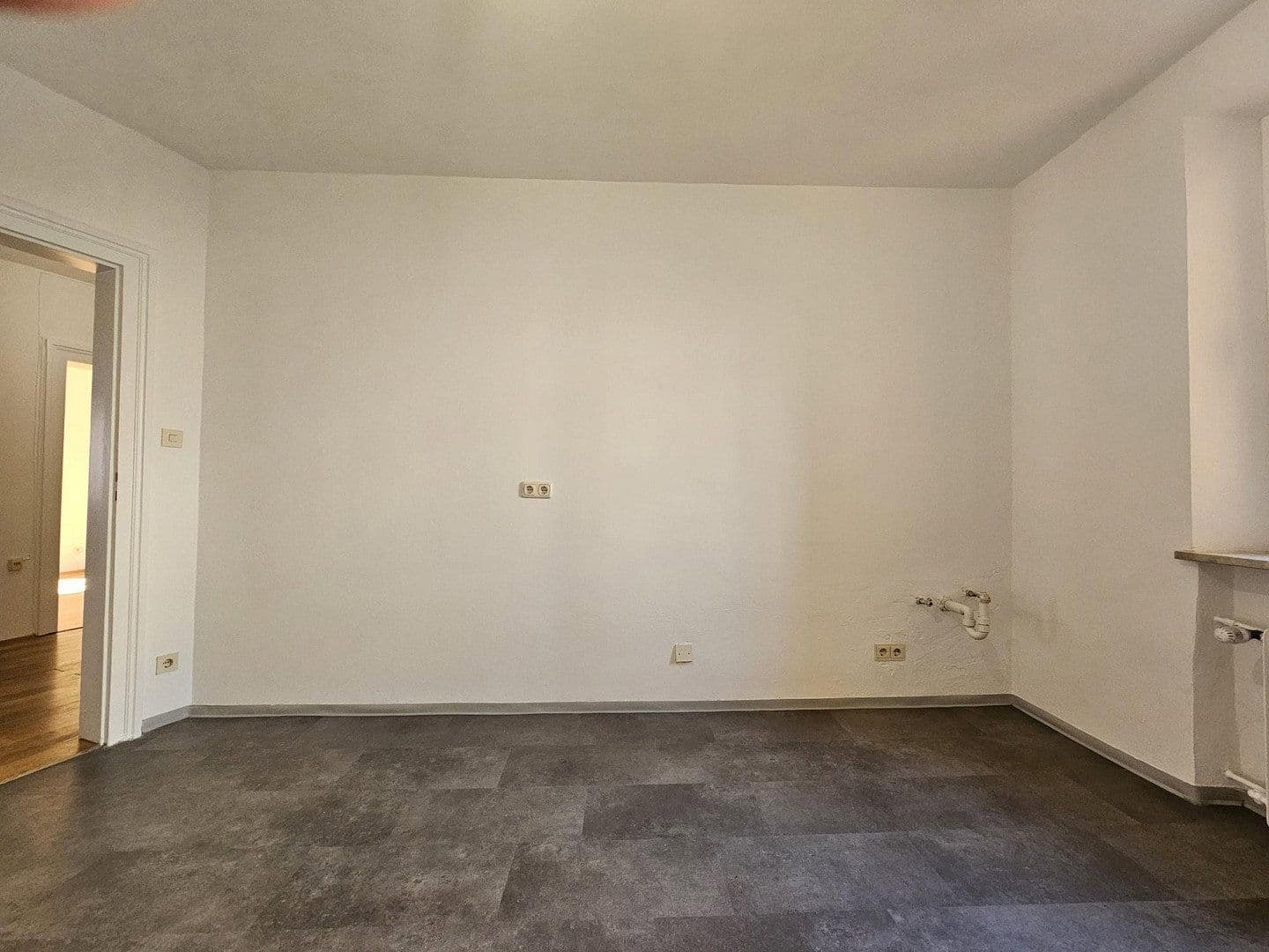 Prenájom bytu 2-izbový 70 m², Franziskaner Straße 3, München, Bavorsko Prenájom bytu 2-izbový 70 m², Franziskaner Straße 3, München, Bavorsko